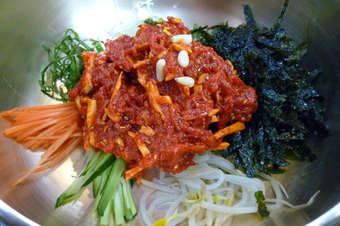 충남 로컬푸드 '미더유'인증 알밤육회비빔밥 사진