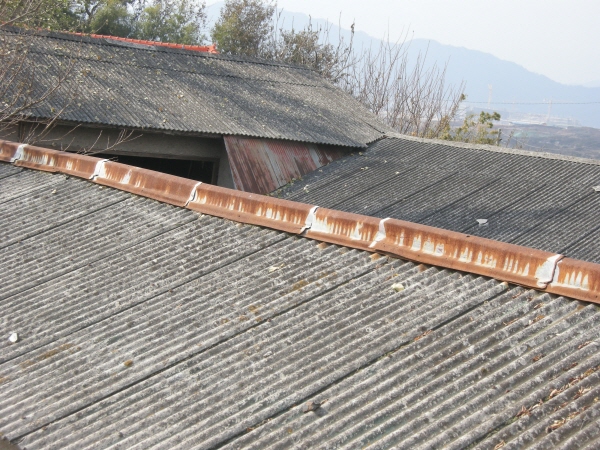 농어촌 슬레이트지붕, 석면공포 관심갖고 점검해야 한다