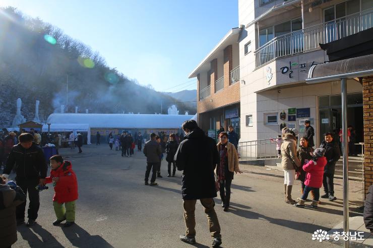 알프스시골 마을이 축제로 들썩 사진