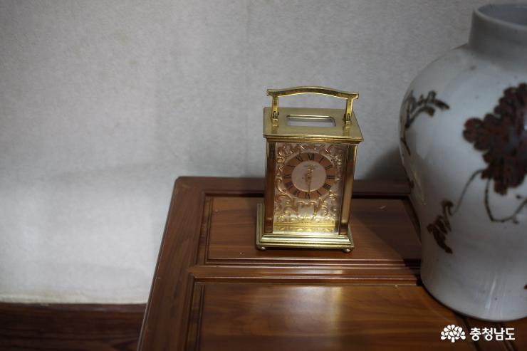 윤남석 고택에서 접해본 시계의 가치 사진