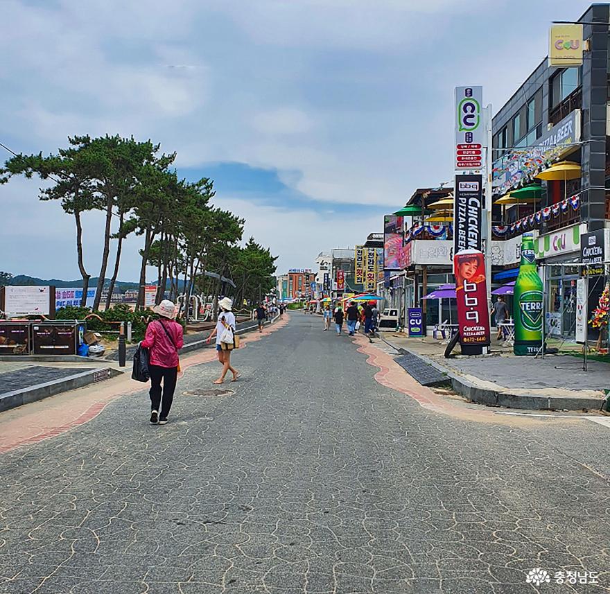 태안군, 만리포해수욕장 새로운 도전 ‘차 없는 거리’ 운영!