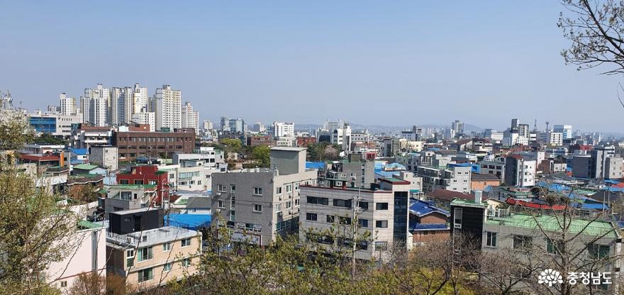 시민들 사이에서 부동산 투기 의혹이 커지고 있는 서산시내 전경