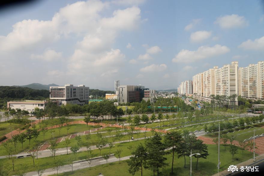 충북혁신도시, 정주여건 ‘최하위’에서 ‘우수혁신도시’로 사진