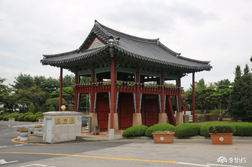 서울과 같은 한자를 쓰는 서산의 옛 이름 서령군의 역사 사진