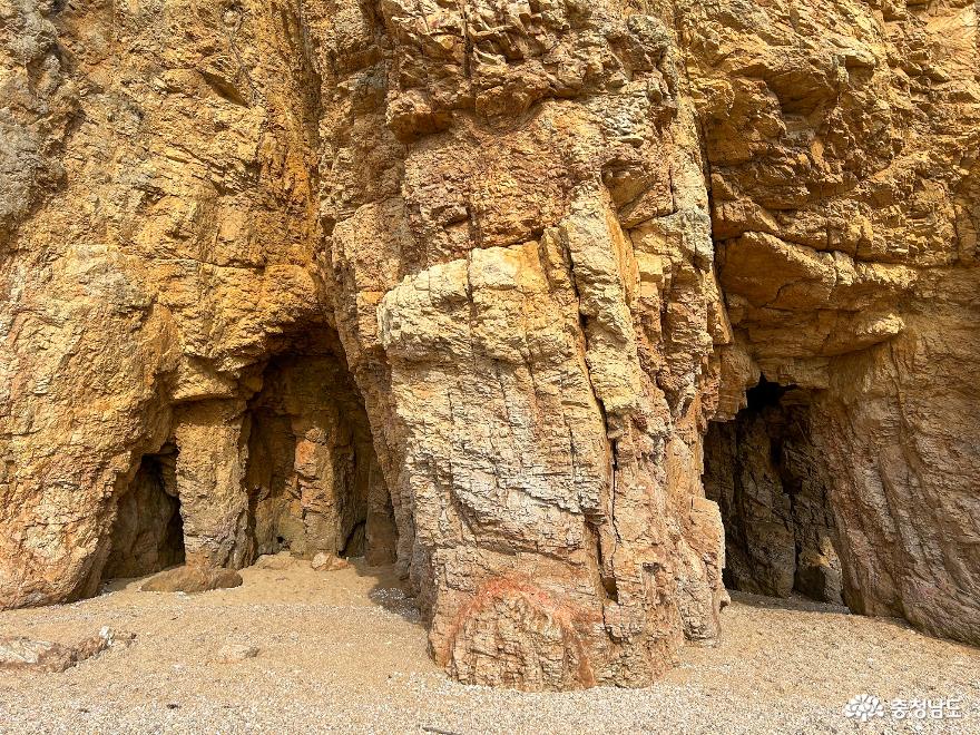 자연이선물한신비한포토스팟파도리해식동굴 10