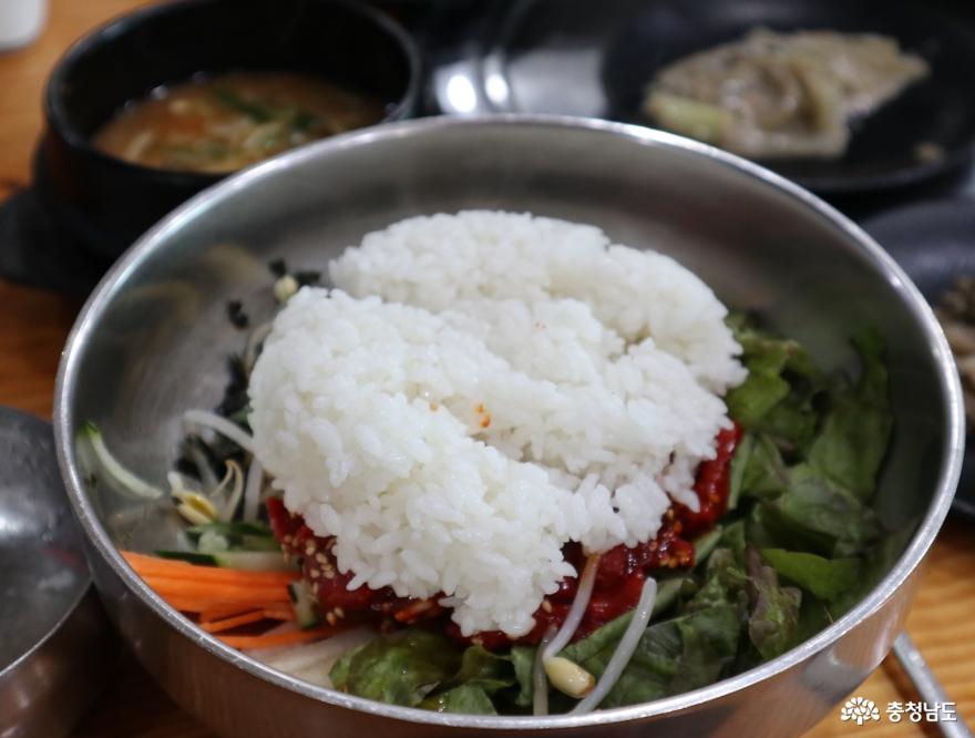육회비빔밥이맛있는부경한우정육식당 12