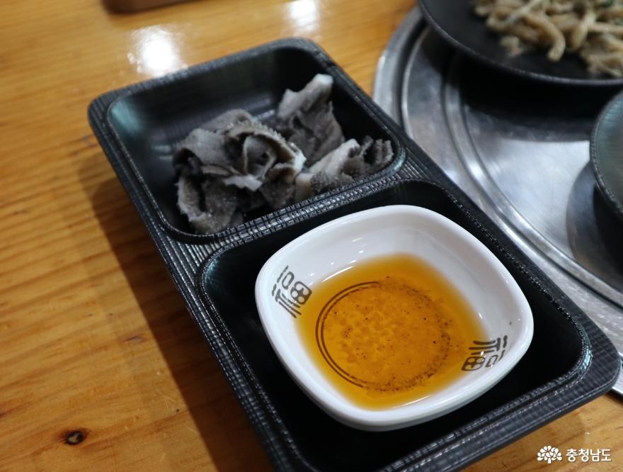 육회비빔밥이 맛있는 부경한우정육식당 사진