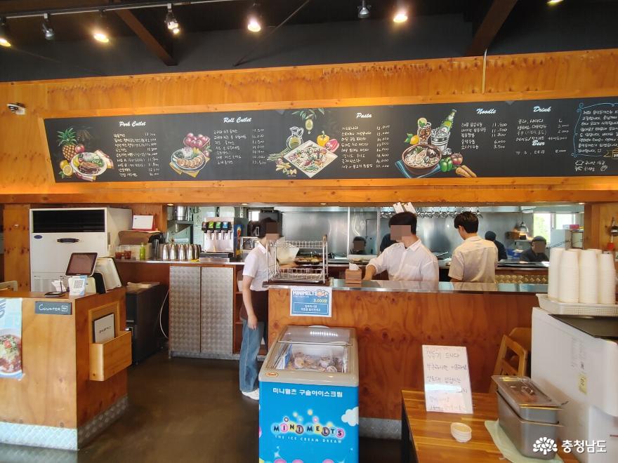 아산의 가성비 최고의 돈까스 맛집, '홍익돈까스'를 소개합니다. 사진