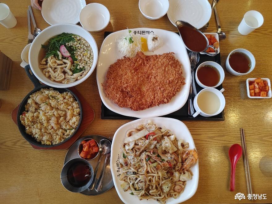 아산의 가성비 최고의 돈까스 맛집, '홍익돈까스'를 소개합니다. 사진
