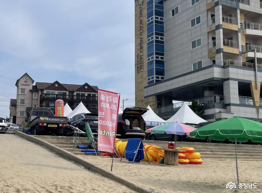 해수욕장 내 튜브대여점