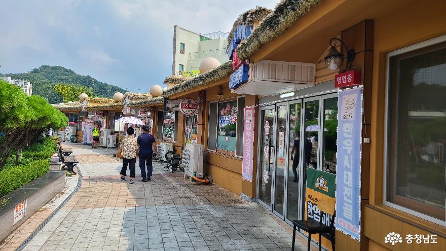 다양한 먹거리도 즐기고, 풍성한 한가위 준비도 할 수 있는 예산전통시장