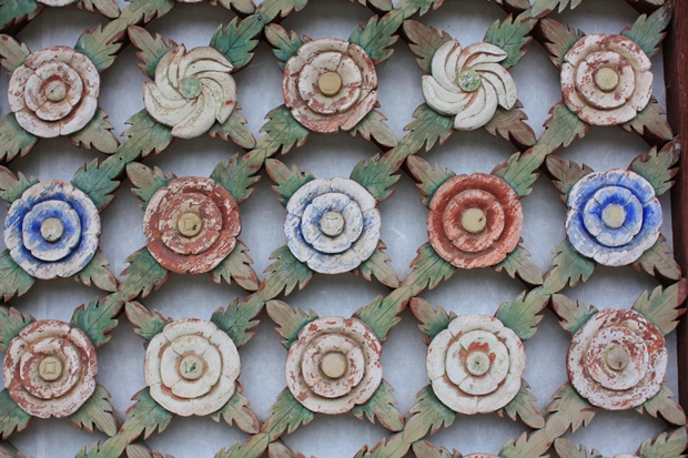 꽃쌀무늬와 화려한 건축조각에 반하다 사진