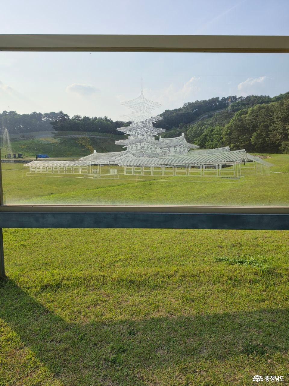 능산리 사지 복원 상상도