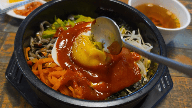 돌솥비빔밥
