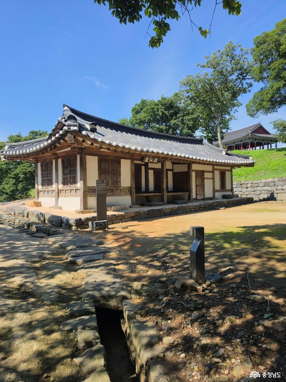 충청수영성 진휼청