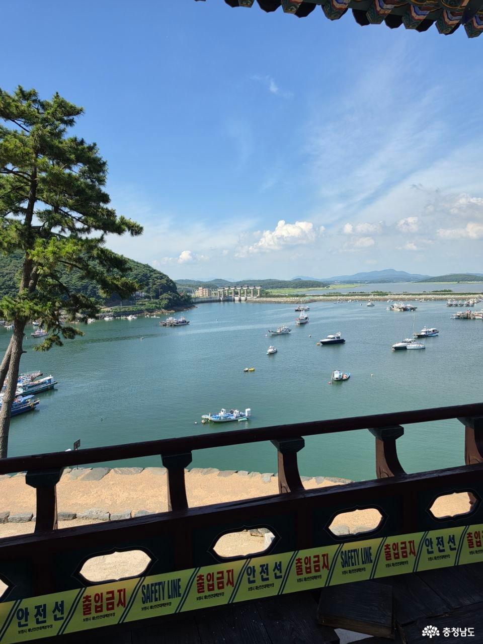 영보정에서 내려다 본 오천항