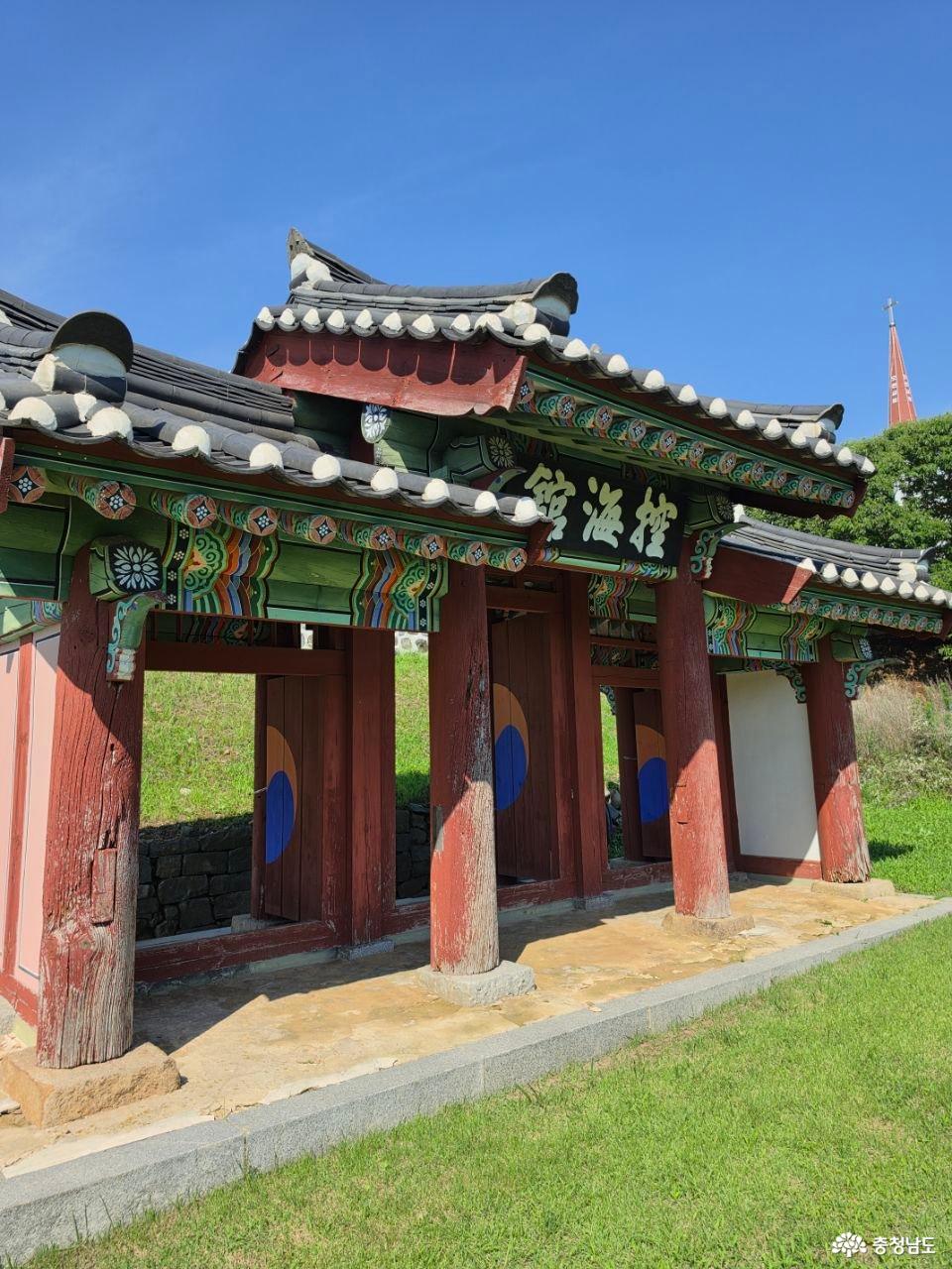 내삼문