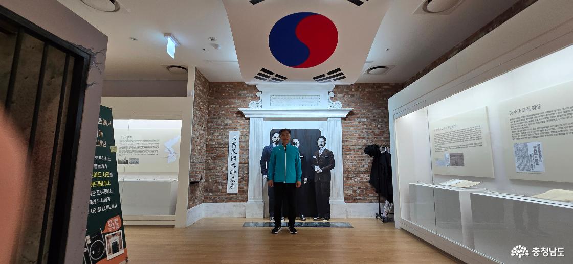 태극기 아래에서 한훈의 독립정신을 만나다