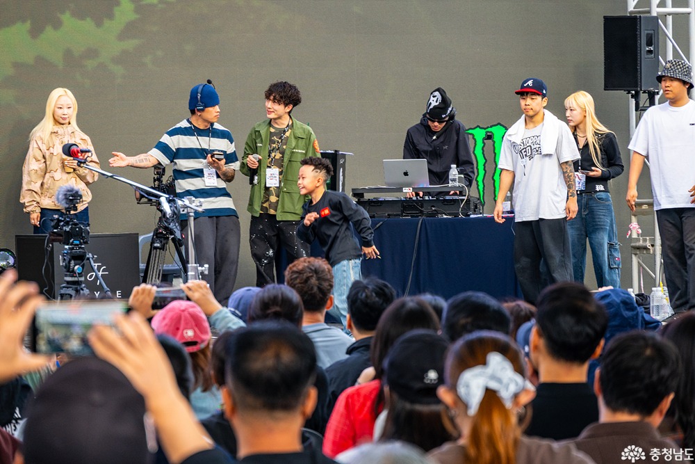 가을을 물들인 춤의 향연 천안흥타령춤축제 2026 방문기